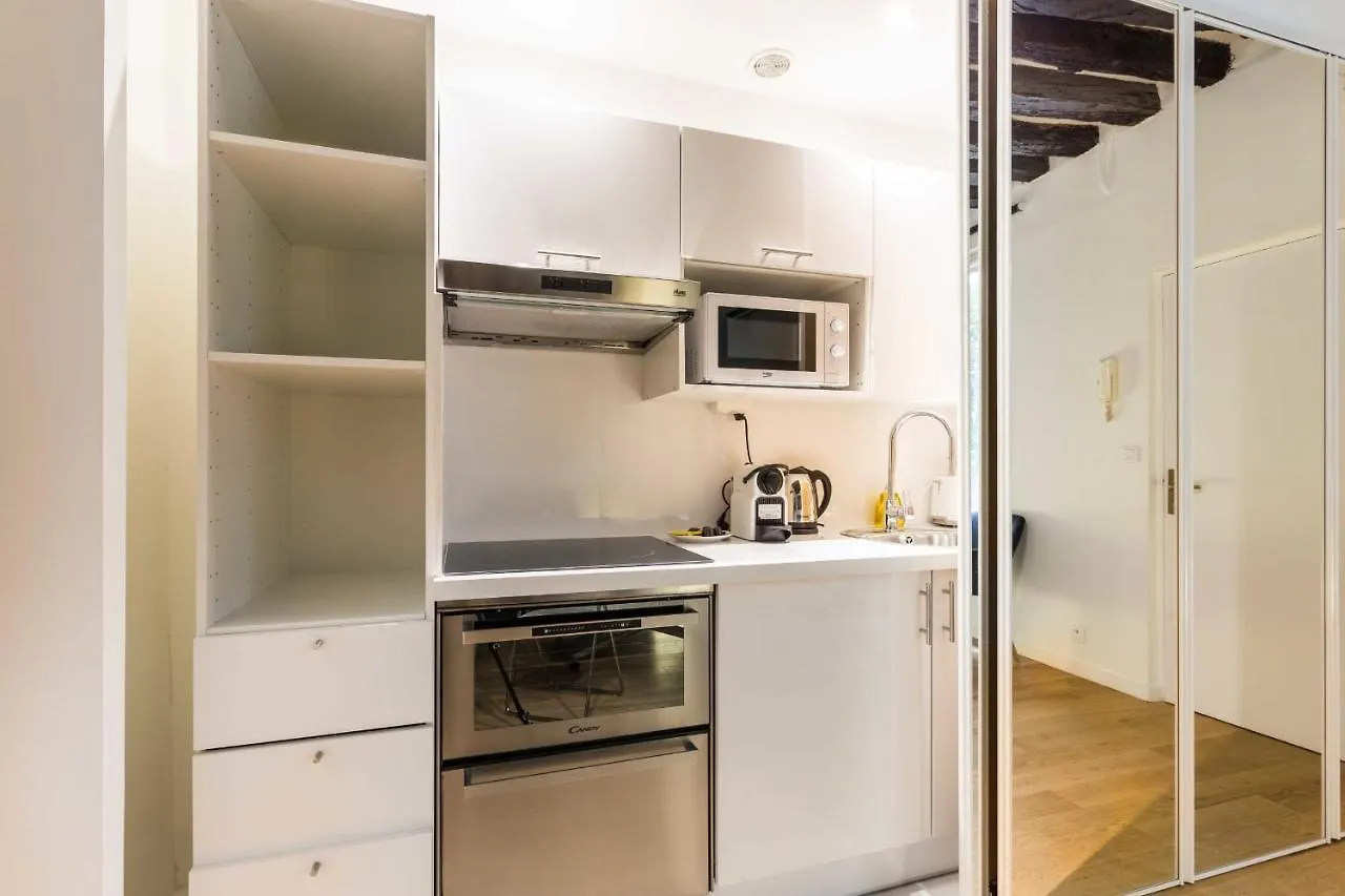 Apartment Cmg - Chatelet Les Halles Paris France